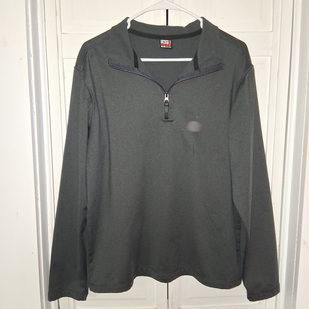32 Degrees HEAT Pullover in Black with Red Logo